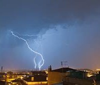 Εκπληκτικές φωτογραφίες από τη σημερινή νεροποντή στην Κοζάνη!