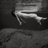 10 άδοξοι θάνατοι διάσημων ανθρώπων!