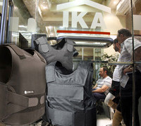 Το ΙΚΑ ξόδεψε 23.000 ευρώ για… αλεξίσφαιρα γιλέκα!