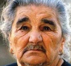 giagia_photo_me_moustaki8675