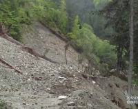 Επίσκεψη του Αντιπεριφερειάρχη Κοζάνης στο δρόμο Βελβεντό – Καταφύγι στο σημείο της κατολίσθησης – Βίντεο…