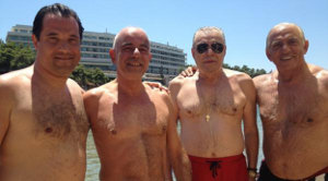 adonis_kai_gerasimos_me_magio9768