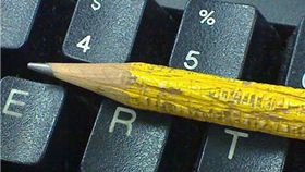 dimosiografia banner pliktr molivi3453