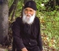 Μητροπολίτης Γρεβενών: «Γελοία πρόσωπα όσοι εμπαίζουν τον Γέροντα Παΐσιο»