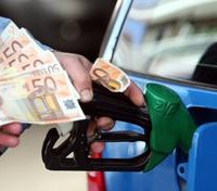 Fuel Pass 3: Έρχεται το σχέδιο για νέα επιδότηση τριών μηνών σε βενζίνη – πετρέλαιο – Είδηση στην εκπομπή του Γιώργου Αυτιά