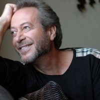 «Βραδιά αφιερωμένη στο θέατρο» με τον γνωστό ηθοποιό και σκηνοθέτη Γρηγόρη Βαλτινό