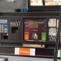 Κι όμως, υπάρχει χώρα στον κόσμο που γεμίζεις το ντεπόζιτο του αυτοκινήτου σου με…1 ευρώ!