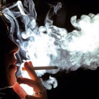 Το Κάπνισμα Προστατεύει από τον Καρκίνο των Πνευμόνων!