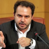 Κάνουν έρανο για να πληρώσουν την εγγύηση του Φωτόπουλου