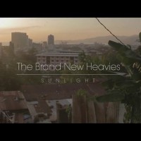 The Brand New Heavies – Sunlight, γράφει η Κατερίνα Καράτζια