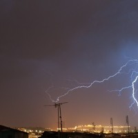 Δείτε ποιες περιοχές θα δεχτούν καταιγίδες και χαλάζι αύριο
