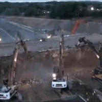 Απίστευτο βίντεο! Έτσι γίνονται τα έργα στη Μεγάλη Βρετανία