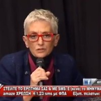 «Δεν σας δέχομαι σαν Υπουργό μου, είναι ντροπή σας, ντροπή και αίσχος!» – Θαυμάστε την Αυγή Βουτσινά από την εκπομπή του Ν. Χατζηνικολάου
