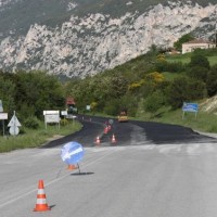 Συντηρήθηκε τμήμα του δρόμου στην έξοδο του Ρυμνίου – Παραμένουν σοβαρά προβλήματα στον ίδιο δρόμο