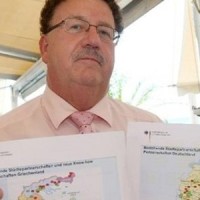 Ποιοι δήμαρχοι ξεπούλησαν και συμφωνήσαν τον δημόσιο πλούτο στην παρέα του Φουχτελ!