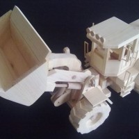 Έκθεση ξύλινου μοντελισμού στην Νεάπολη Κοζάνης από τον Κωνσταντίνο Κουτσιώνη