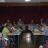 Η αποχώρηση του Δισερή, το «σόου» του Παλούκα, το «4 στα 4» με τους αντιδημάρχους και η πρόσκληση του …Αρτέμη Σώρρα!