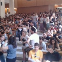 Αυθαίρετη και απροειδοποίητη μείωση της τιμής των πανεπιστημιακών συγγραμμάτων από το Υπουργείο Παιδείας – Γράφει η Μάγγη Μίνογλου