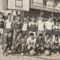 Η φωτογραφία της ημέρας: Βαλταδώρειο Γυμνάσιο 1970: Αγώνας μπάσκετ Γυμνασίων Βελβεντού και Κοζάνης