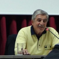 Θ. Κοσματόπουλος: «Ο μεγάλος σαματάς γίνεται για το κόκκινο στριγκάκι… Δεν υπάρχουν πολλά και το κυνηγάνε όλοι..!»