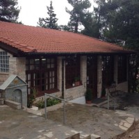 Το Λείψανο από τους αναιρεθέντες πατέρες στην Ιερά Μονή του οσίου Σάββα του ηγιασμένου Ιεροσολύμων στον Ιερό Ναό Μεταμορφώσεως του Σωτήρος Κοζάνης