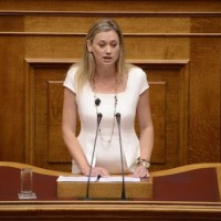 Ραχήλ Μακρή: «Η παραδοχή της ανικανότητας Βαρβιτσιώτη δεν απαλλάσσει από τις ευθύνες»