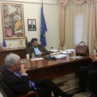 Συνάντηση Δημάρχου Βοΐου με τον βουλευτή Γ. Κασαπίδη στη Νεάπολη για την καλλιέργεια των αρωματικών φαρμακευτικών φυτών