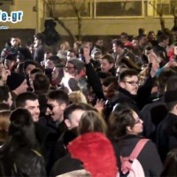 Πλήθος κόσμου στον Φανό «Αλώνια» – Δείτε το αποκριάτικο γλέντι στο βίντεο του kozaniLife.gr