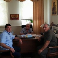 Υπογραφή σύμβασης έργου στο Βόιο – Συλλυπητήριο μήνυμα για το θάνατο του Τσοτυλιώτη ειδικού φρουρού Στάθη Λαζαρίδη