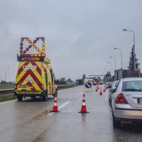 Τροχαίο ατύχημα με νταλίκα στα διόδια των Μαλγάρων – Δείτε φωτογραφίες