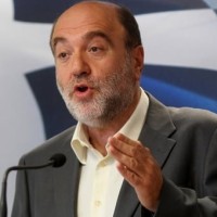 Αποσύρεται η αύξηση φορολόγησης στα ενοίκια – Ανοιχτές οι αλλαγές στα τέλη κυκλοφορίας