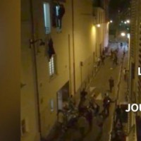 Σοκαριστικό ντοκουμέντο: Πανικός, τραυματίες και άνθρωποι κρεμασμένοι από τα παράθυρα στο Bataclan