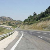 Υπεγράφη η προγραμματική σύμβαση για το έργο «Επισκευή και συντήρηση Δημοτικής οδού από Ε.Ο. Κοζάνης – Ιωαννίνων προς Σιάτιστα, θέση Μπούνος» προϋπολογισμού 472.500,00€