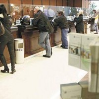 Δείτε ποιες ελαφρύνσεις έρχονται στα capital controls