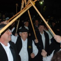Συνεχίζεται το άναμμα στους φανούς του Δήμου Σερβίων – Βελβεντού
