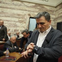 Όλοι οι νέοι φόροι σε καφέ, τσιγάρα, μπύρα, καύσιμα, Ι.Χ., συνδρομητική, διαδίκτυο, ξενοδοχεία
