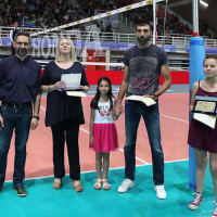 Ο Δήμος Κοζάνης τίμησε αθλητές και αθλήτριες του βόλεϊ κατά τη διάρκεια των αγώνων του World League