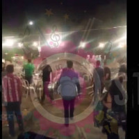Σοκαριστικές εικόνες σε πανηγύρι: Μπούκαρε σε εκατοντάδες κόσμο με το αυτοκίνητο – Δύο γυναίκες στο νοσοκομείο