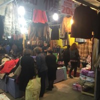 Πλήθος κόσμου στην εμποροπανήγυρη των Σερβίων – Δείτε φωτογραφίες