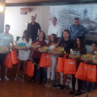 Βραβεύτηκαν οι κυπελλούχοι Ελλάδος 2016 στο Αλπικό σκι – Μεταξύ των πρωταθλητών ο Γιώργος Καράτζιας από τη Λευκοπηγή Κοζάνης