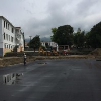 Εργασίες κατασκευής υποδομών άθλησης στο Δημοτικό Σχολείο Βελβεντού