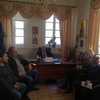 Συνάντηση Δημάρχου Βοΐου με Φιλοζωικό Σύλλογο Σιάτιστας για το θέμα των αδέσποτων
