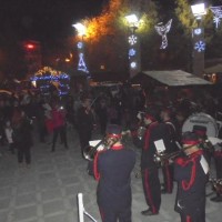 Φωταγωγήθηκε το Χριστουγεννιάτικο δέντρο στην Πτολεμαΐδα