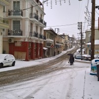 Δείτε πανέμορφες φωτογραφίες από τη χιονισμένη πλατεία «Τρία Πηγάδια» στη Σιάτιστα