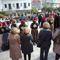 Άρωμα Κοζανίτικης Αποκριάς στη Λαμία από τον Σύλλογο «Πλατάνια» – Δείτε βίντεο και φωτογραφίες