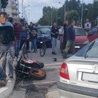 Τροχαίο ατύχημα με 2 τραυματίες στην Πτολεμαΐδα! Αυτοκίνητο συγκρούστηκε με μηχανή