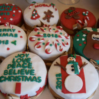 Όλων των ειδών οι βασιλόπιτες και φέτος στα καταστήματα deux K Bakery Patisserie στην Κοζάνη