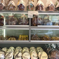 Μεγάλη ποικιλία σε βασιλόπιτες και φέτος στα καταστήματα deux K Bakery Patisserie στην Κοζάνη