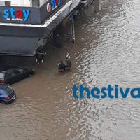 Θεσσαλονίκη: Έστησαν τραπέζι, ήπιαν καφέ και έβγαλαν selfie… μέσα στον χείμαρρο!