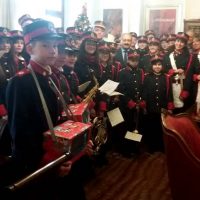 Χριστουγεννιάτικα κάλαντα και ευχές στον Δήμαρχο Εορδαίας